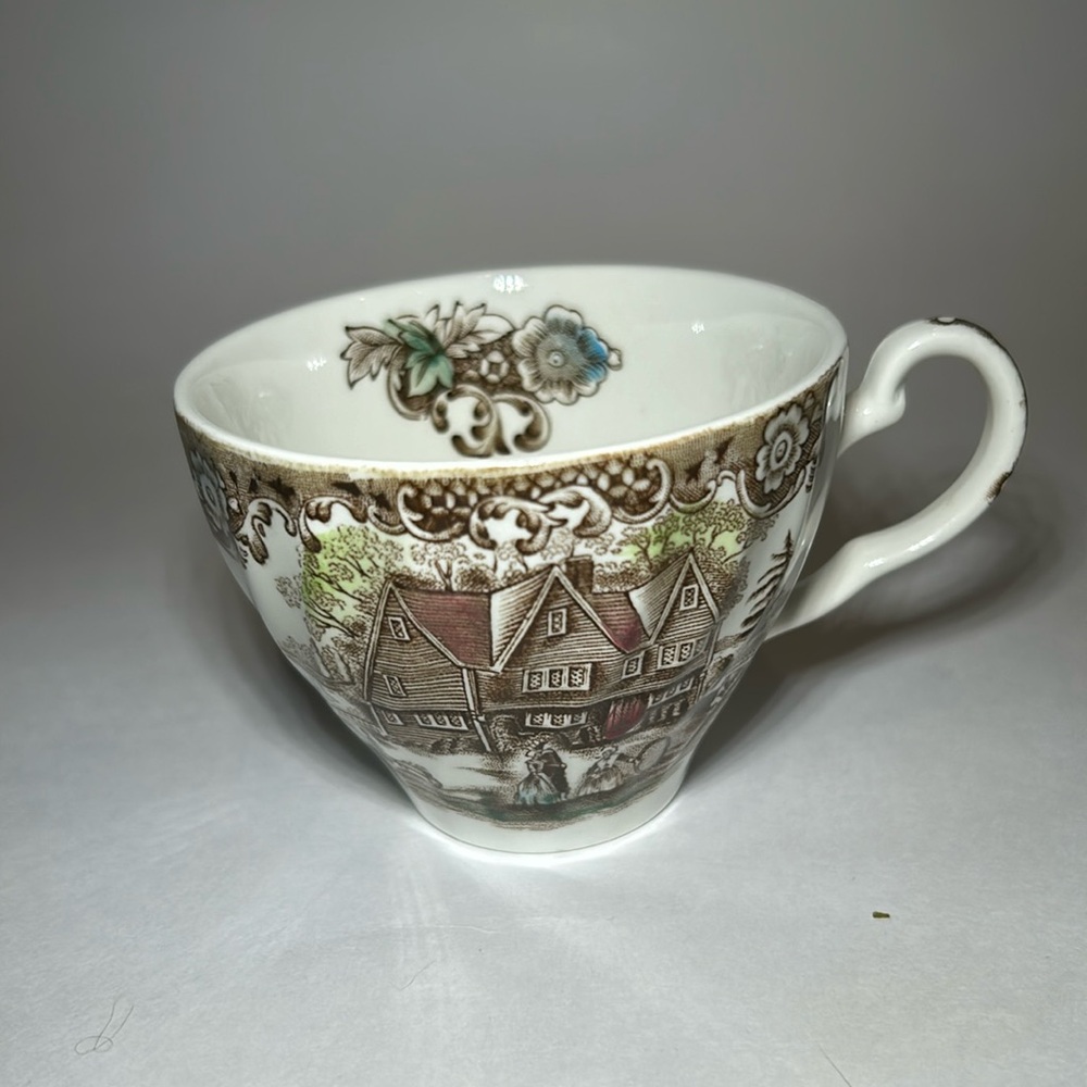 Johnson Brothers,Heritage Hall,Colonial Overhang Transferware,English Ironstone